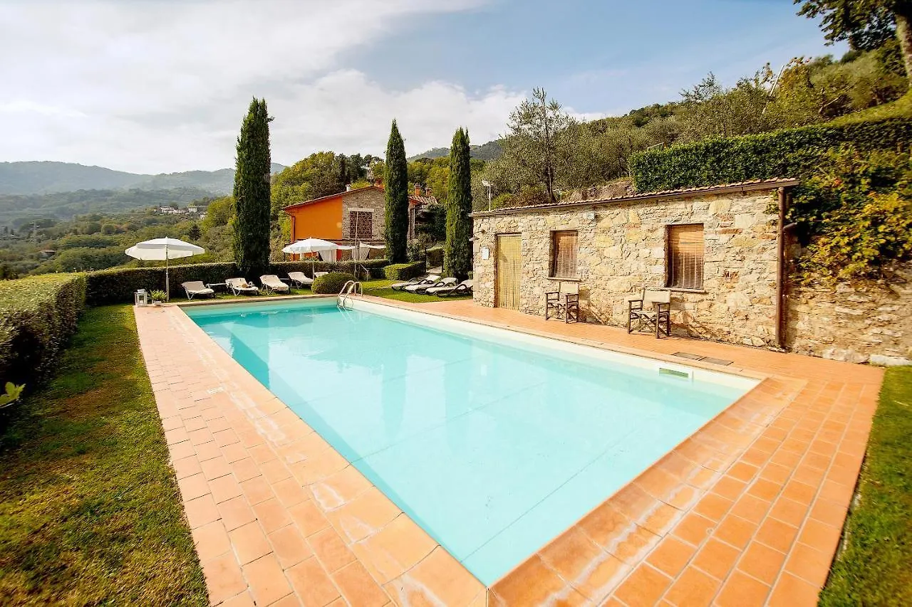 Casetta Di Butia, Ginestra Apartment With Swimming Pool Borgo a Mozzano Italien