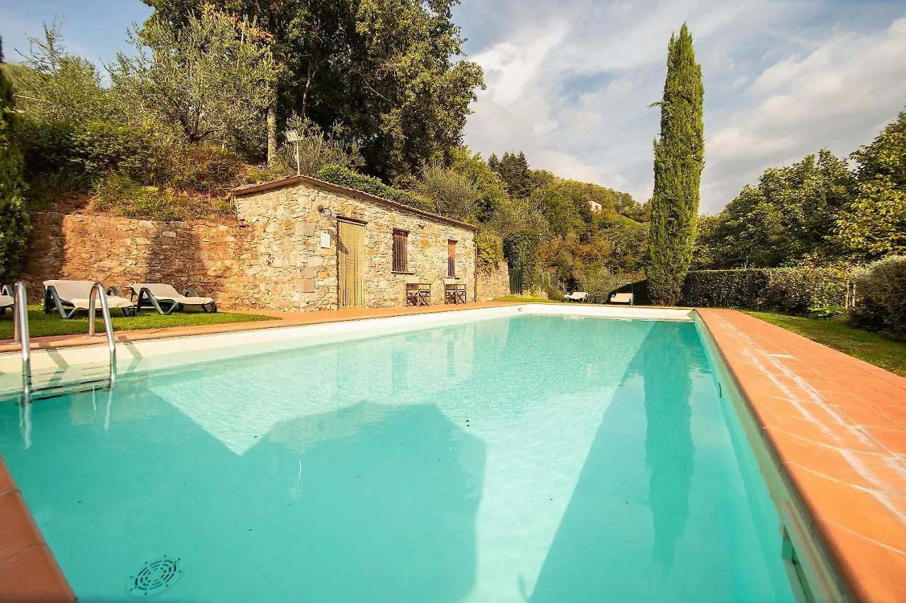 Casetta Di Butia, Ginestra Apartment With Swimming Pool Borgo a Mozzano Italien
